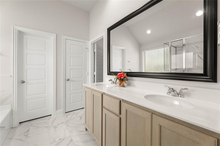 21. 1025 Goya - Bath (2)