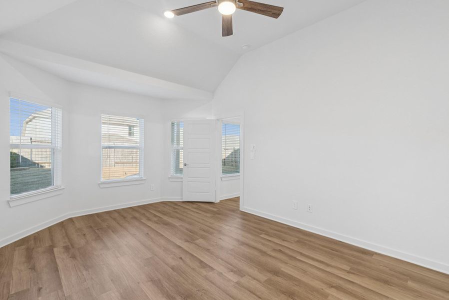 Spacious, unfurnished interior of a new home in Magnolia Ridge, Magnolia (Image 32).