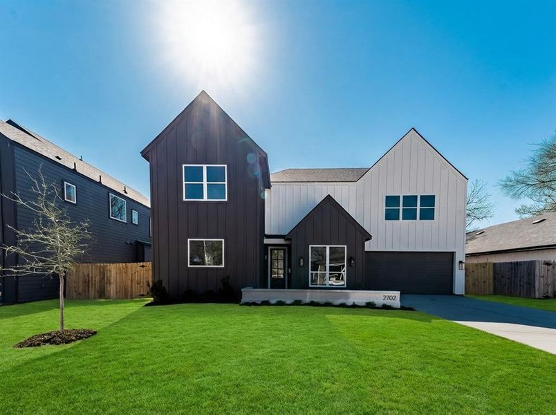 Front exterior of a new home in , Dallas, TX, highlighting curb appeal (Image 2). Front exterior of a new home in , Dallas, TX, highlighting curb appeal (Image 2).