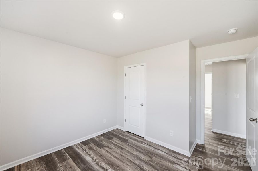 Spacious, unfurnished interior of a new home in , Lincolnton (Image 11).