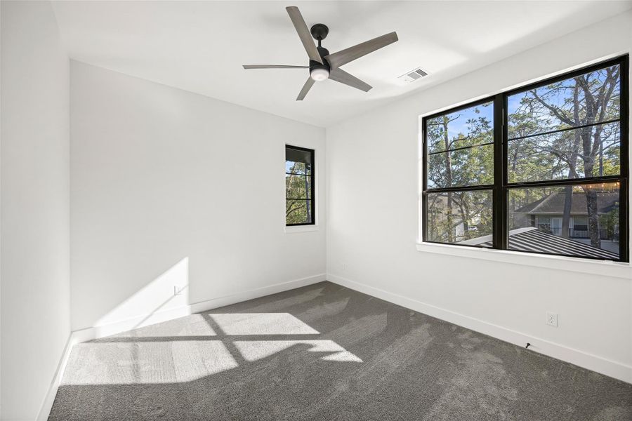 Spacious, unfurnished interior of a new home in , Houston (Image 39).