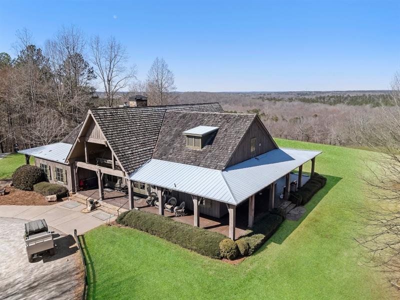 Community amenities in , Newnan (Image 63).