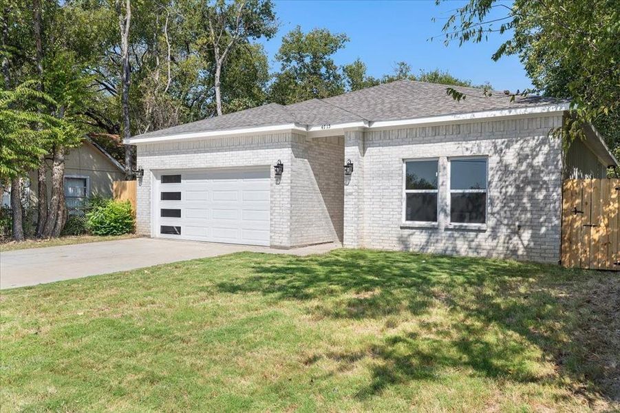 Exterior details and patio area of a home in , Fort Worth (Image 19). Exterior details and patio area of a home in , Fort Worth (Image 19).