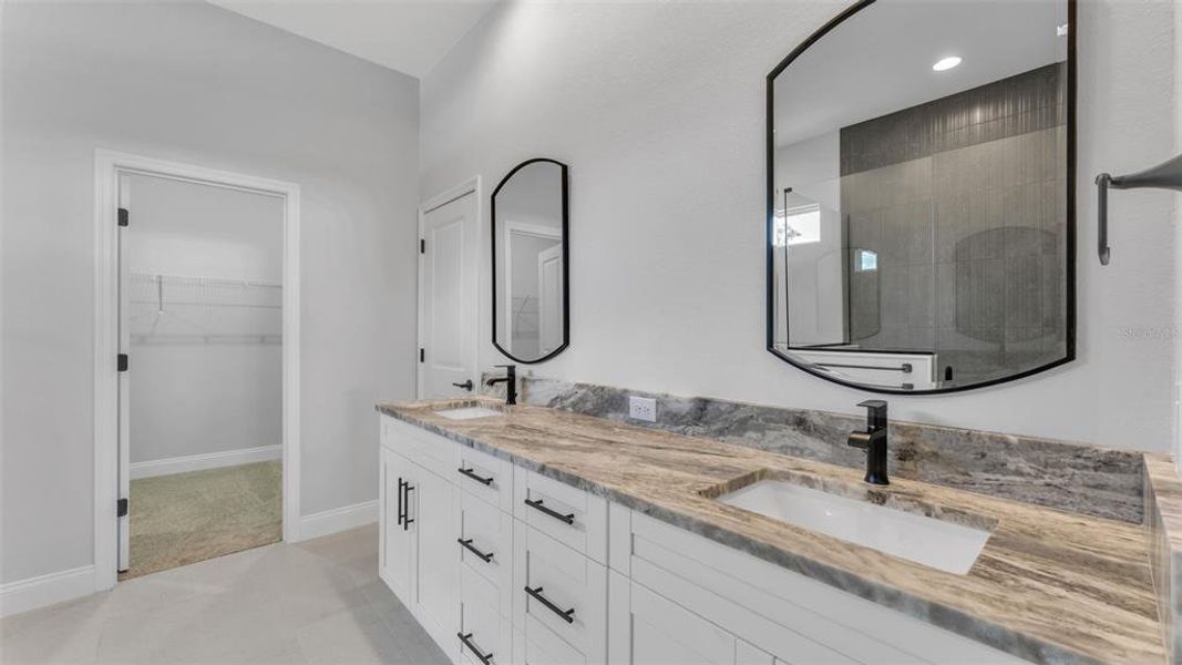 Furnished interior view inside a new home in , Lakeland (Image 13).