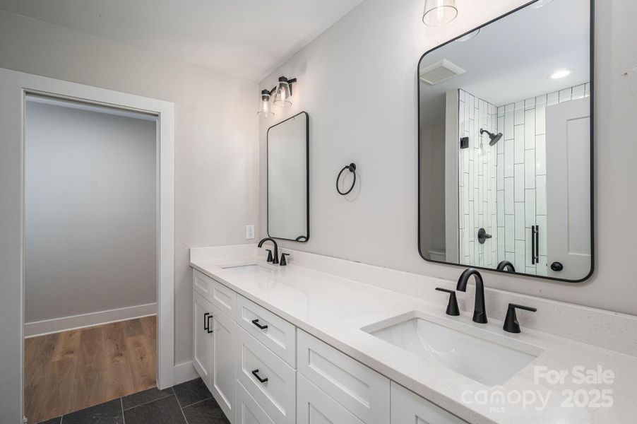 Furnished interior view inside a new home in , Cherryville (Image 4).