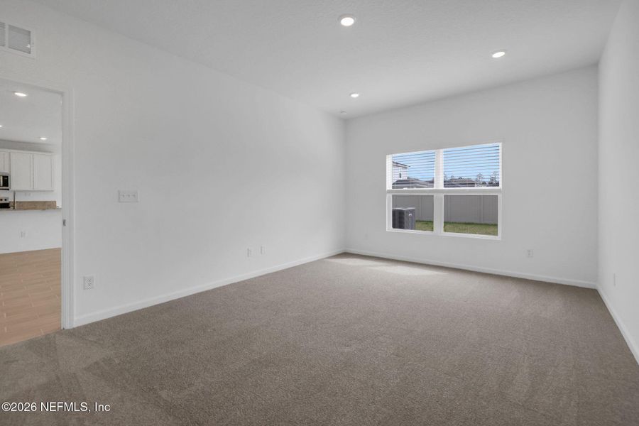 Spacious, unfurnished interior of a new home in Wilford Oaks, Orange Park (Image 30).