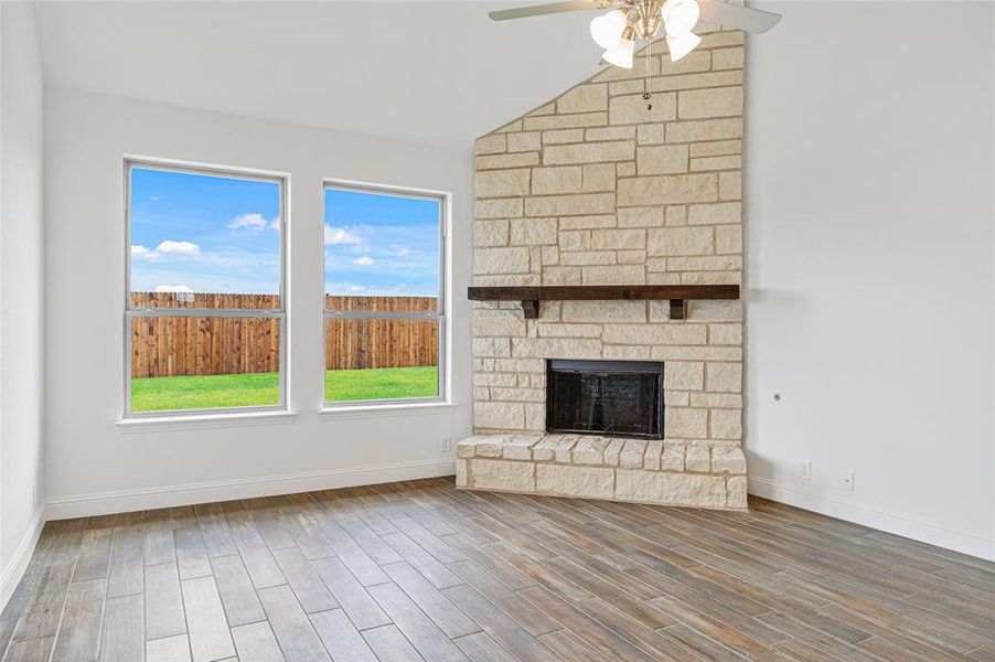 Spacious, unfurnished interior of a new home in Stone River Glen, Royse City (Image 27). Spacious, unfurnished interior of a new home in Stone River Glen, Royse City (Image 27).
