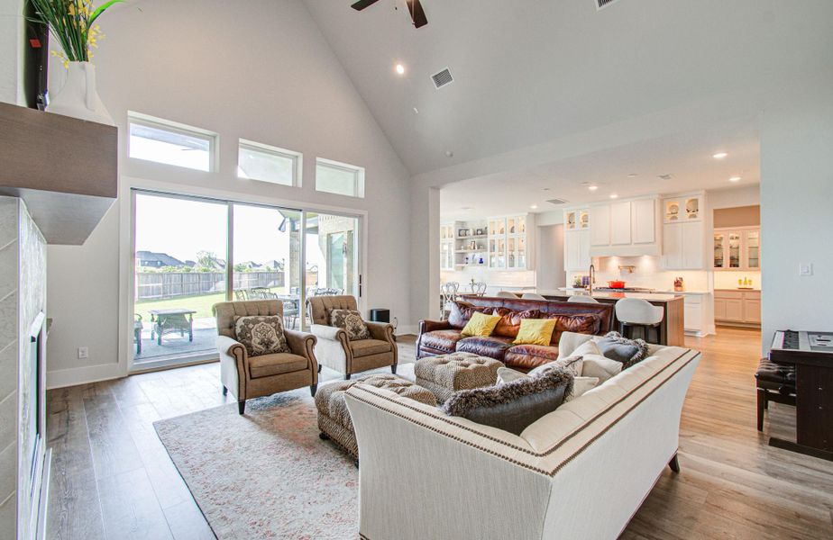 Furnished interior view inside a new home in , Manvel (Image 27).