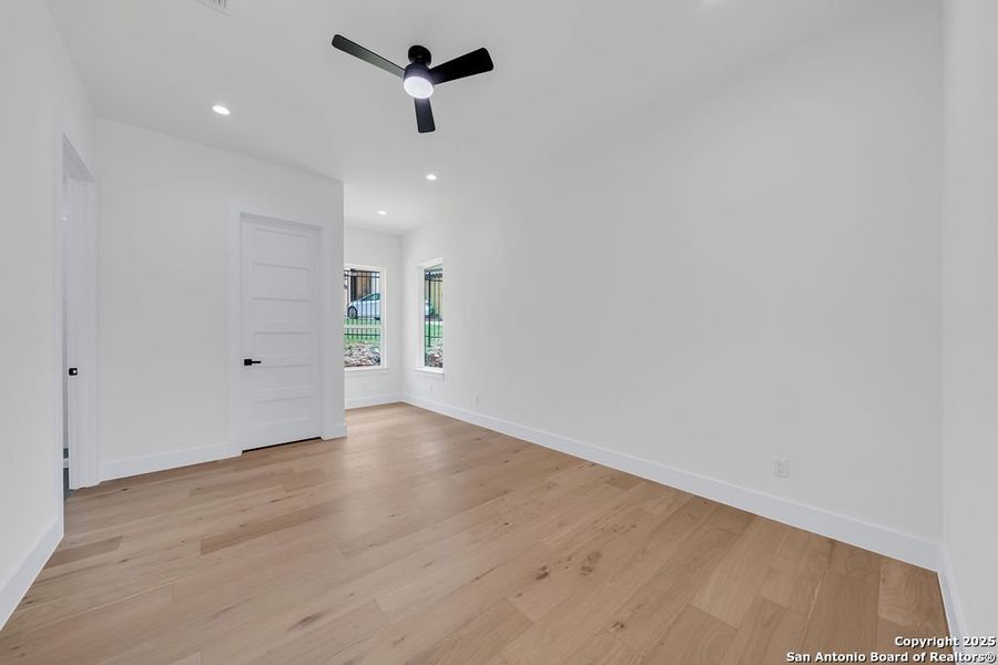 Spacious, unfurnished interior of a new home in , San Antonio (Image 22). Spacious, unfurnished interior of a new home in , San Antonio (Image 22).