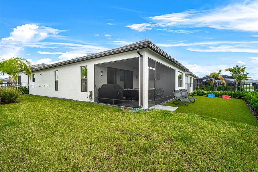 Exterior details and patio area of a home in , Port St. Lucie (Image 25). Exterior details and patio area of a home in , Port St. Lucie (Image 25).