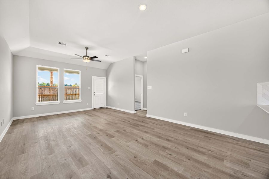 11925 Avian Avenue - Hawthorne - Family Room