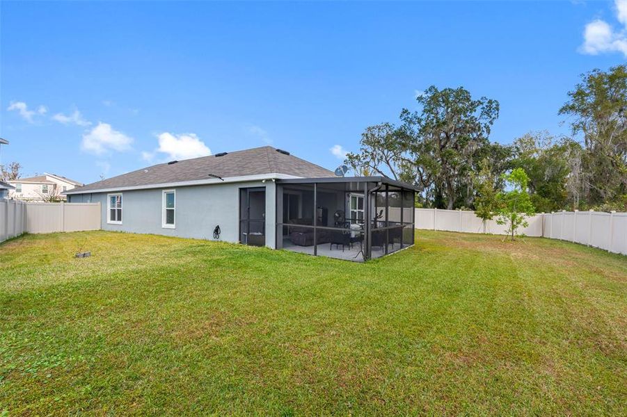 Exterior details and patio area of a home in North Park Isle, Plant City (Image 26). Exterior details and patio area of a home in North Park Isle, Plant City (Image 26).