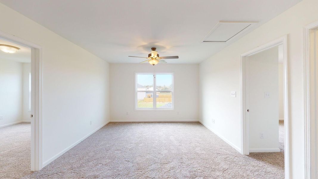 Representative unfurnished interior of a home built from the Yorkshire A by JC Jackson Homes,LLC in Heritage Pointe, Newport (Image 26).