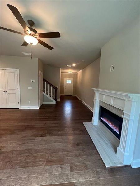 Spacious, unfurnished interior of a new home in , Canton (Image 7).