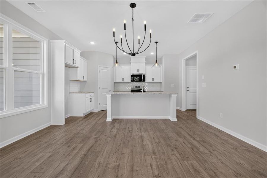 Spacious, unfurnished interior of a new home in , Athens (Image 41).