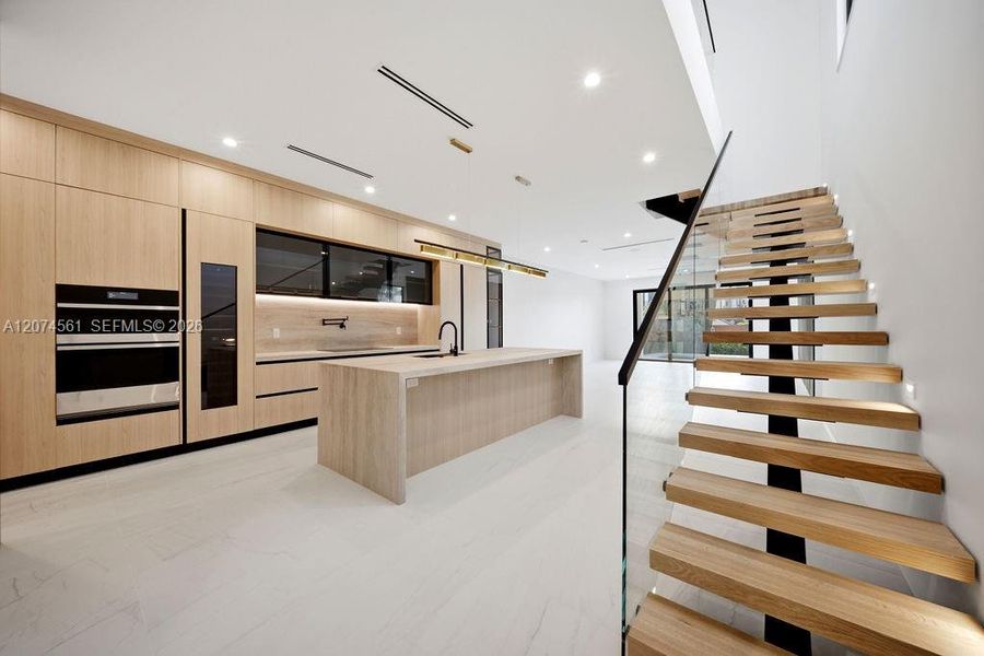 Furnished interior view inside a new home in , Fort Lauderdale (Image 13).