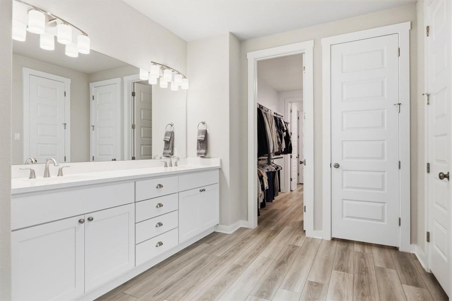 Furnished interior view inside a new home in , Georgetown (Image 21).