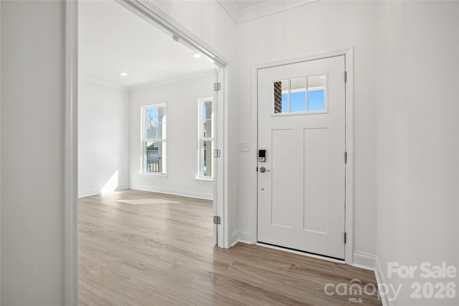 Spacious, unfurnished interior of a new home in Forest Creek, Waxhaw (Image 36).
