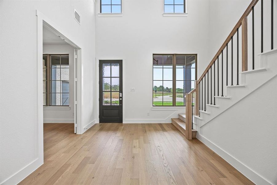 Spacious, unfurnished interior of a new home in Chatham Reserve, Providence Village (Image 7).
