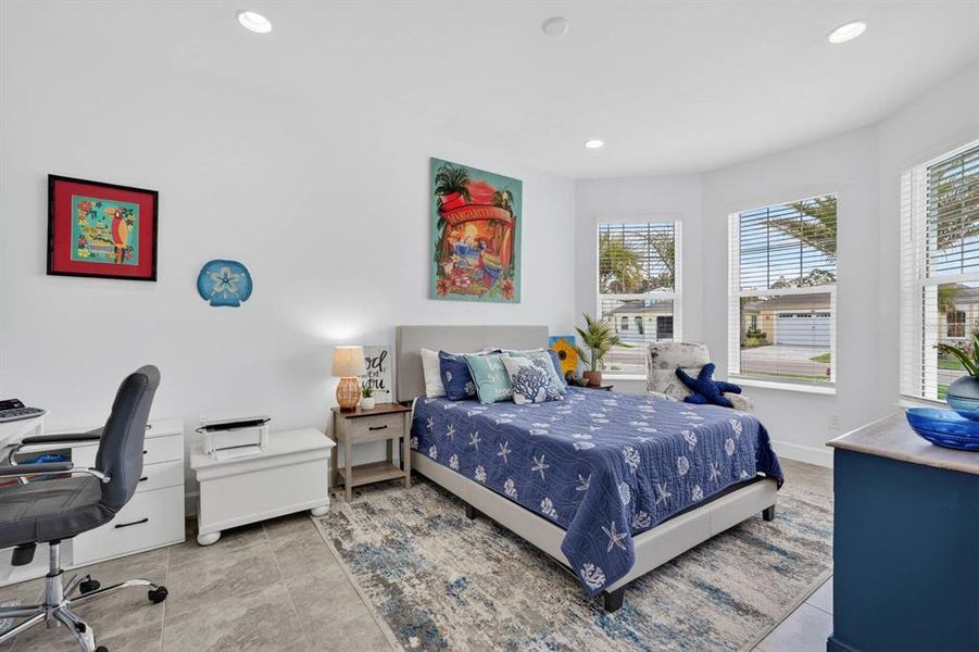 Furnished interior view inside a new home in , Daytona Beach (Image 21).