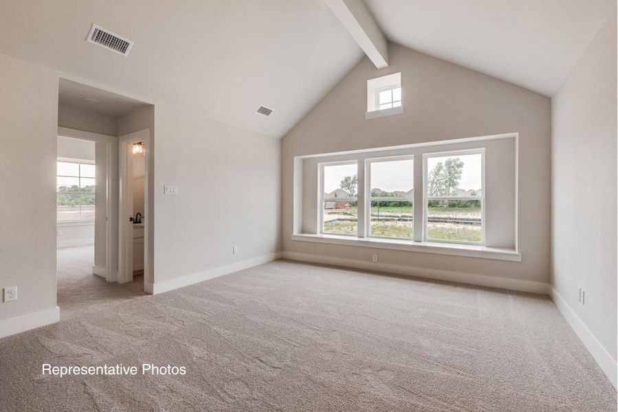 Representative unfurnished interior of a home built from the Grandview by Grand Homes in Grand Estates of Anna, Anna (Image 19).