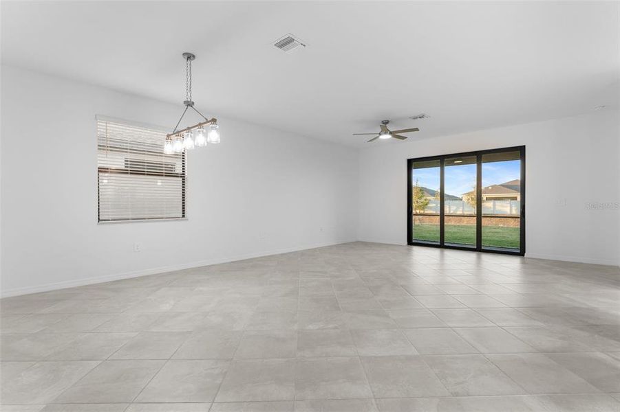 Spacious, unfurnished interior of a new home in , Port Charlotte (Image 19).