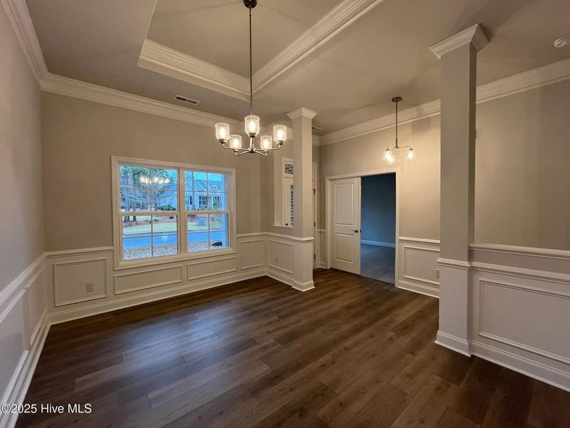 Spacious, unfurnished interior of a new home in Palmetto Creek, Bolivia (Image 13).