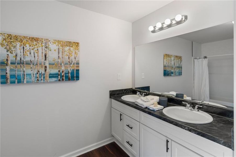 Furnished interior view inside a new home in , Martin (Image 15).