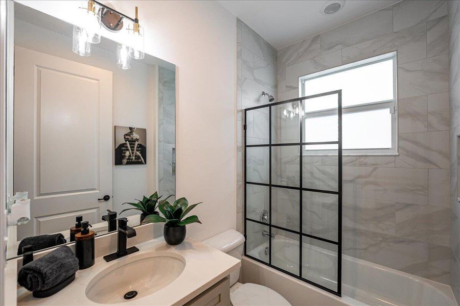 Furnished interior view inside a new home in , Port St. Lucie (Image 4).