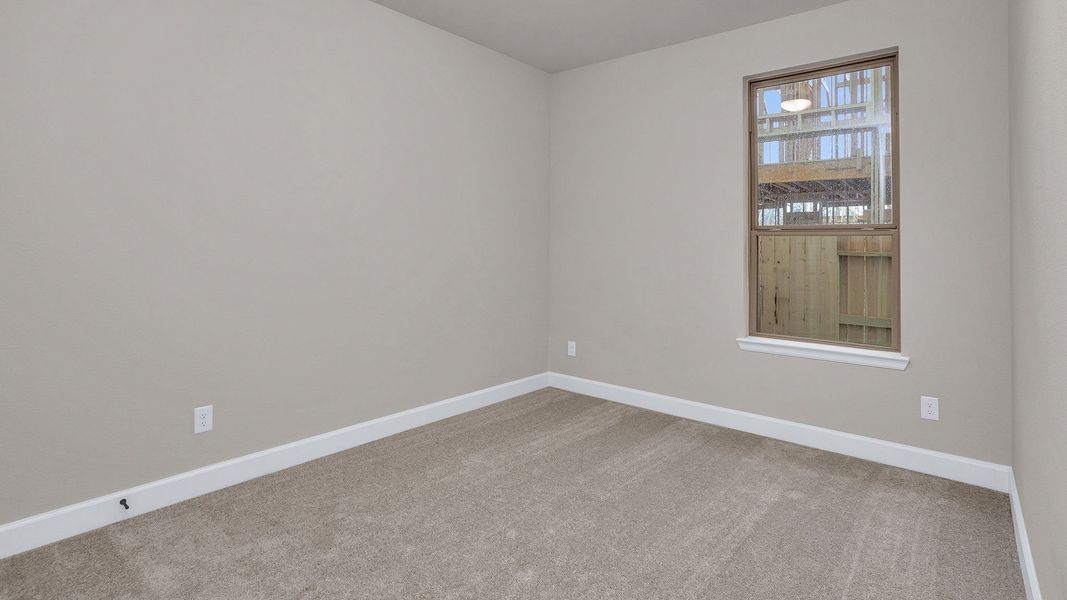 Spacious, unfurnished interior of a new home in Grand Central Park, Conroe (Image 13).