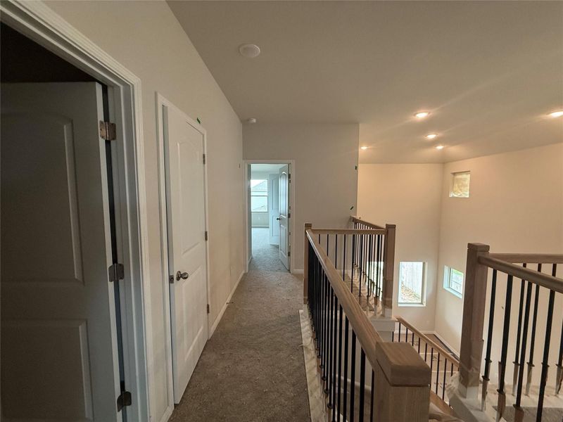 Spacious, unfurnished interior of a new home in La Cima, San Marcos (Image 13).