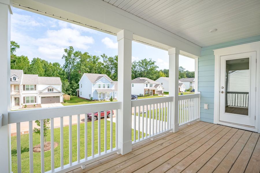 Exterior details and patio area of a home in Carriage Estates, Lexington (Image 4).