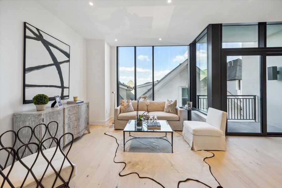 Balcony also faces the east, sip your smoothies and start your day with some fresh air and early light!  All balconies have gas and water connections.