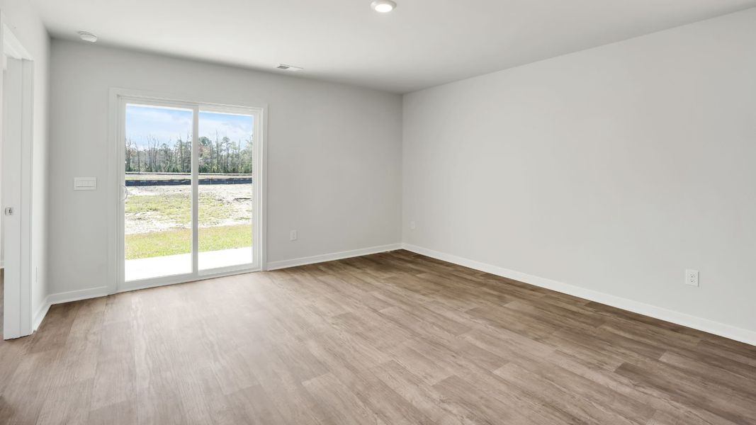 Spacious, unfurnished interior of a new home in Lockwood Landing, Supply (Image 12).