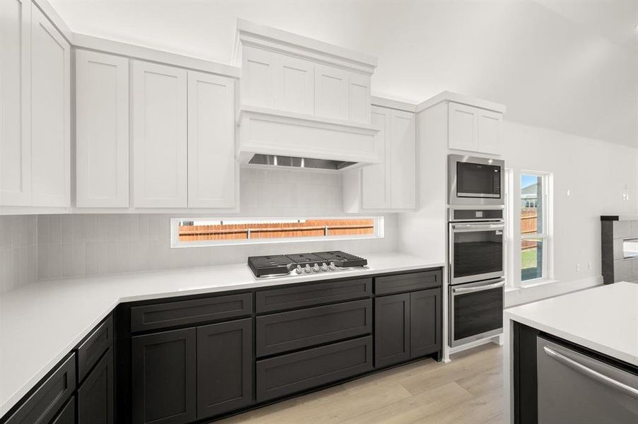 Furnished interior view inside a new home in Shady Valley Estates, Midlothian (Image 10).