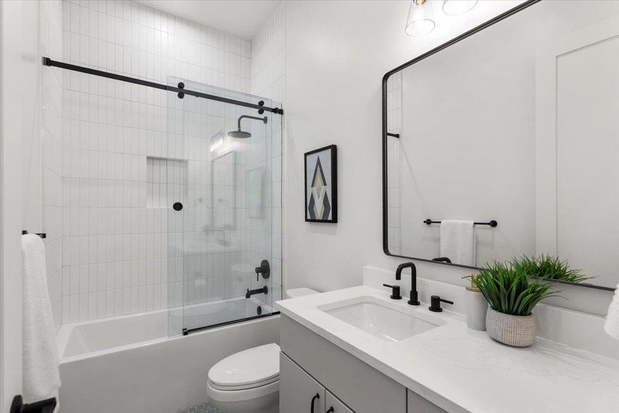 Furnished interior view inside a new home in , Austin (Image 17). Furnished interior view inside a new home in , Austin (Image 17).