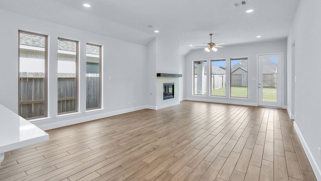Spacious, unfurnished interior of a new home in The Highlands, Porter (Image 24).