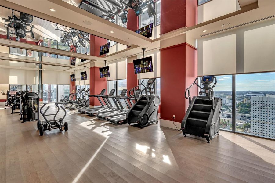 Community amenities in , Miami (Image 35).