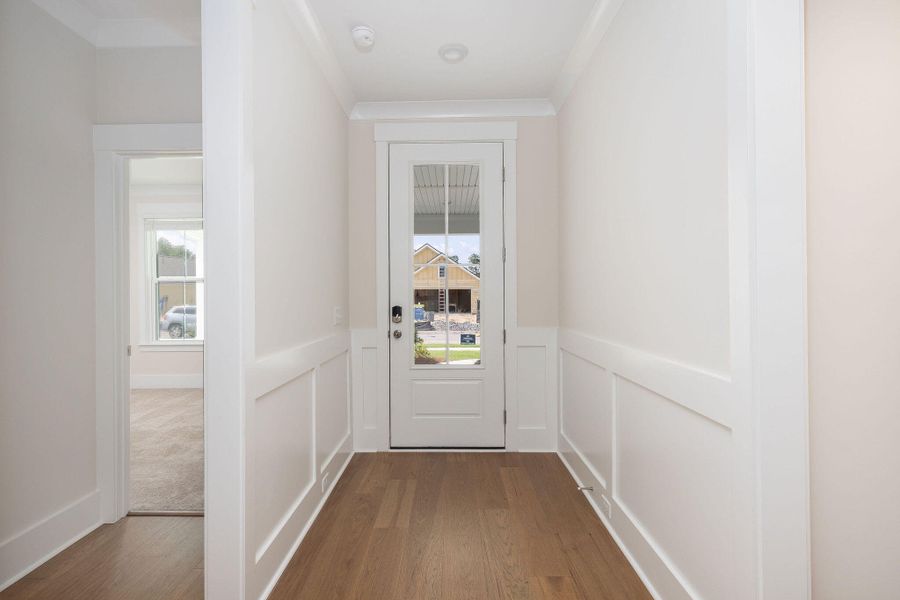 Spacious, unfurnished interior of a new home in , Charleston (Image 36).