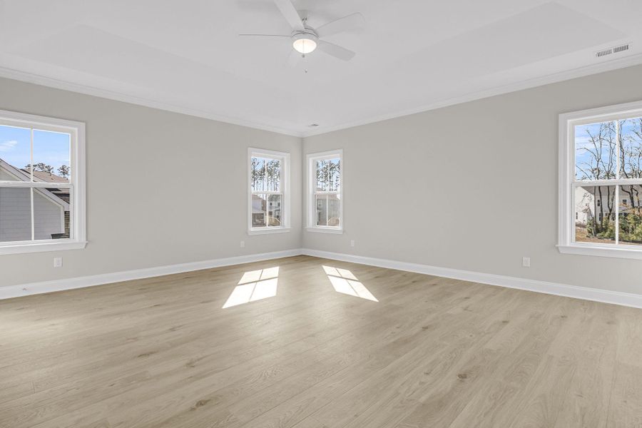 Spacious, unfurnished interior of a new home in Tidewater at Lakes of Cane Bay, Summerville (Image 34). Spacious, unfurnished interior of a new home in Tidewater at Lakes of Cane Bay, Summerville (Image 34).