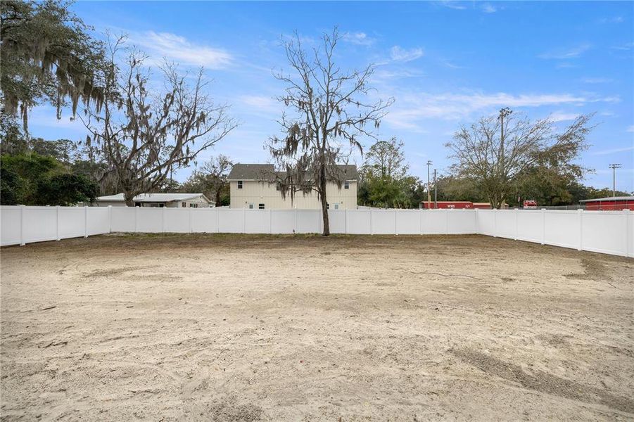 Image 33 of a home in .