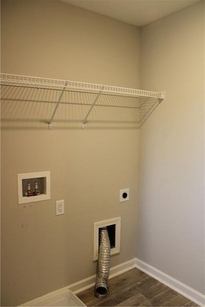 Spacious, unfurnished interior of a new home in , Dallas (Image 60). Spacious, unfurnished interior of a new home in , Dallas (Image 60).