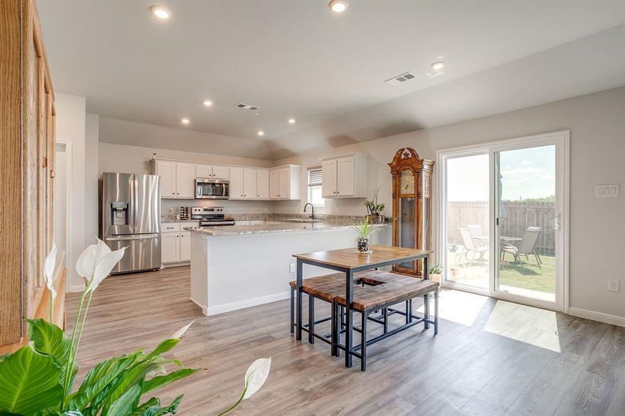 Furnished interior view inside a new home in Courtland Place, Cleburne (Image 7).