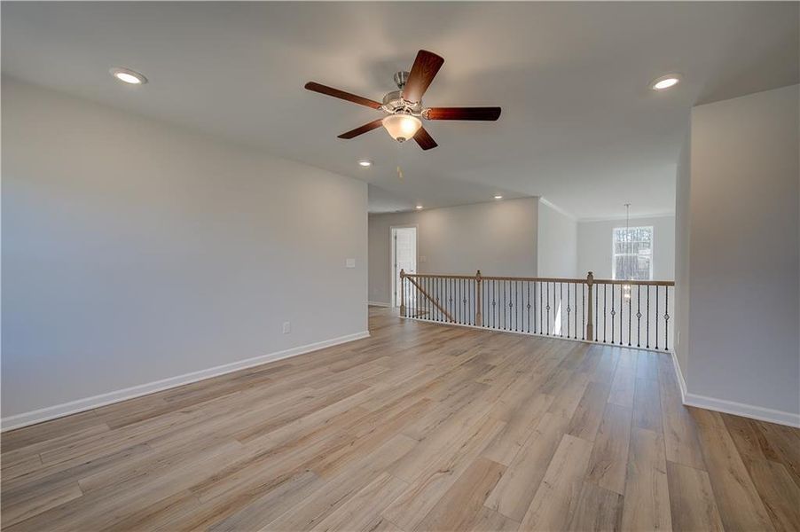 Spacious, unfurnished interior of a new home in Riverbend Overlook, Fayetteville (Image 30).