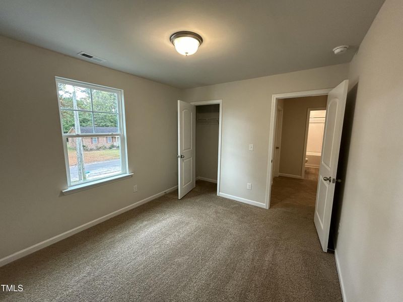 Bedroom 2 pic 2