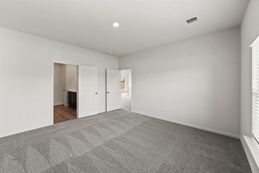 Spacious, unfurnished interior of a new home in Cresson Estates, Cresson (Image 10).