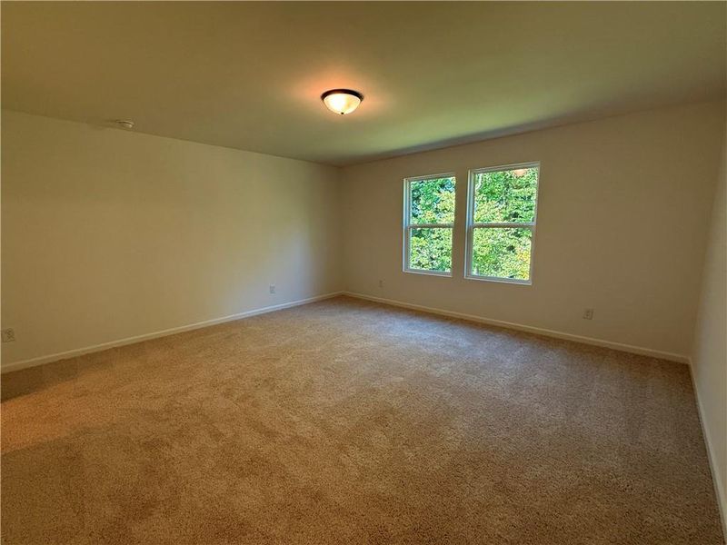 Spacious, unfurnished interior of a new home in Laurelwood, Douglasville (Image 32).