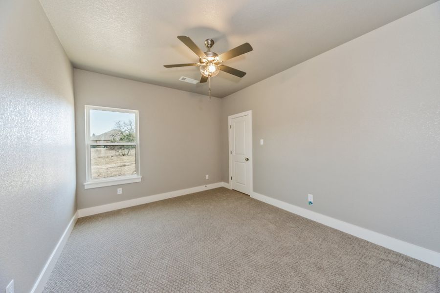 Representative unfurnished interior of a home built from the The Curran by Doug Parr Custom Homes in Kessler Farms, Brock (Image 15). Representative unfurnished interior of a home built from the The Curran by Doug Parr Custom Homes in Kessler Farms, Brock (Image 15).