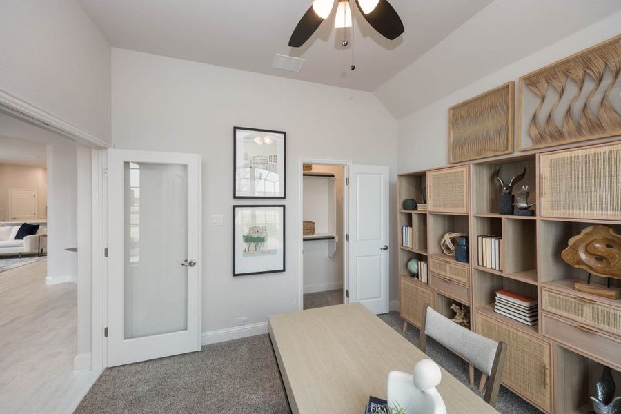 Furnished interior view inside a new home in Las Lomas, Forney (Image 6). Furnished interior view inside a new home in Las Lomas, Forney (Image 6).