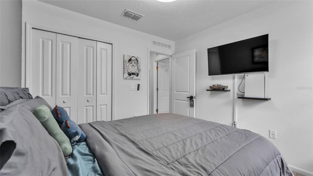 Furnished interior view inside a new home in , Winter Haven (Image 43).